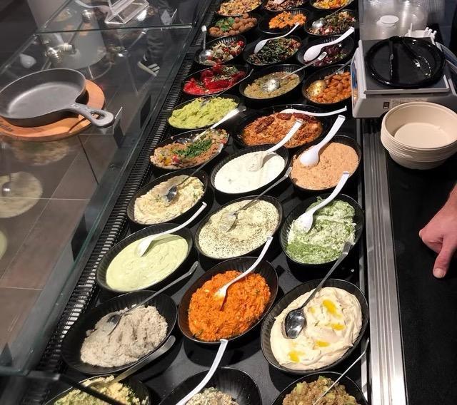 Große Auswahl an Meze für ein Business-Event